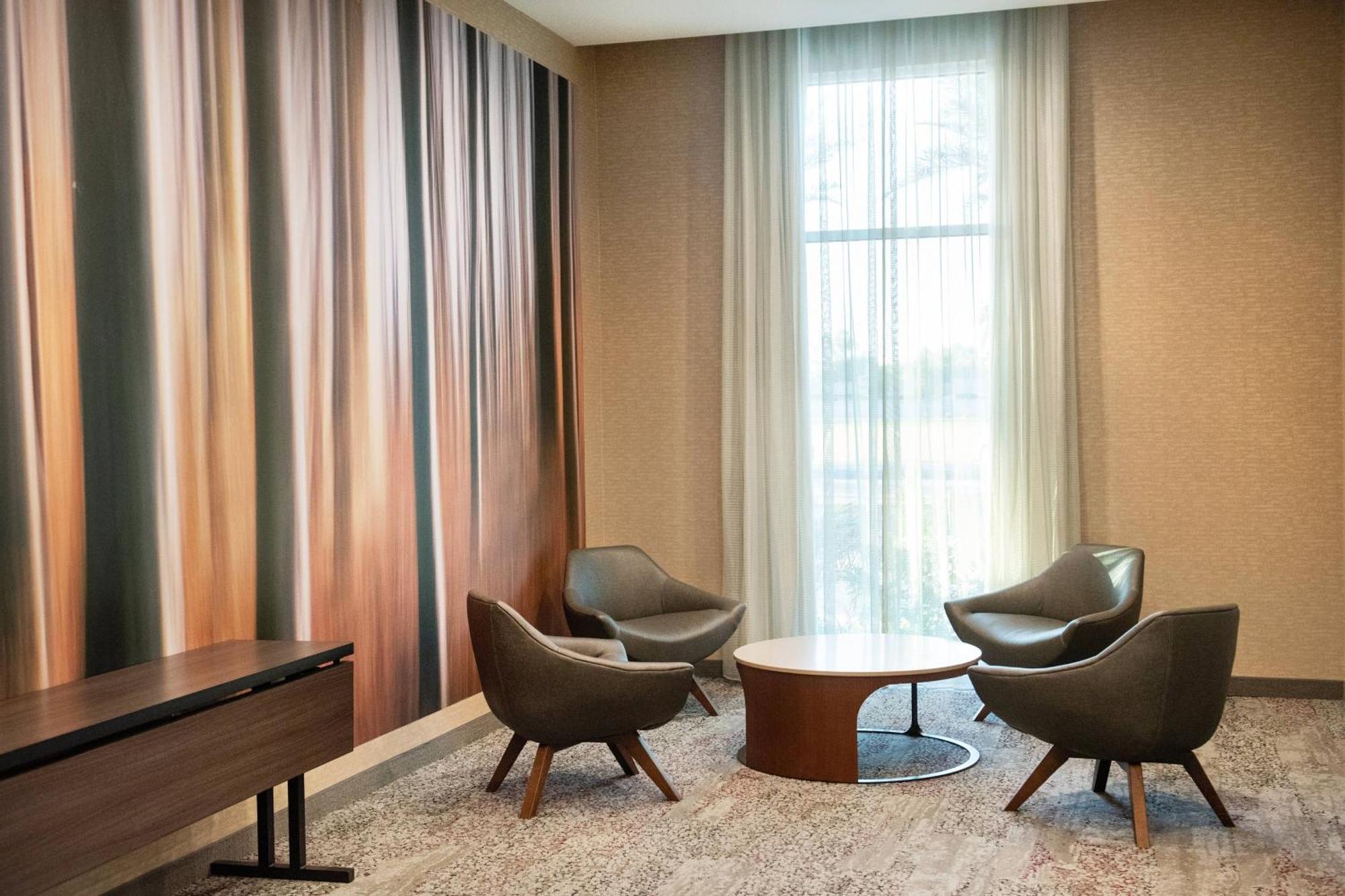 คอร์ตยาร์ด เมซา แอต ริกลีย์วิลล์ เวสต์ Hotel ภายนอก รูปภาพ